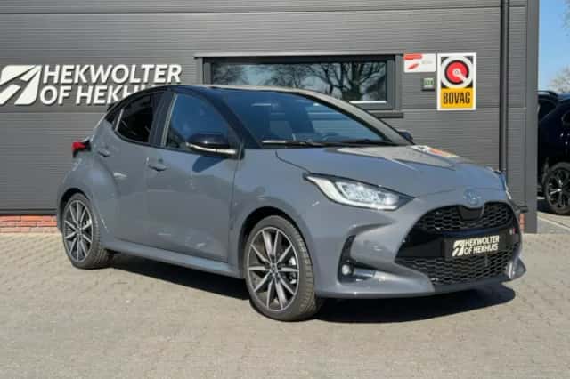 Toyota Yaris (2025) thumbnail 4