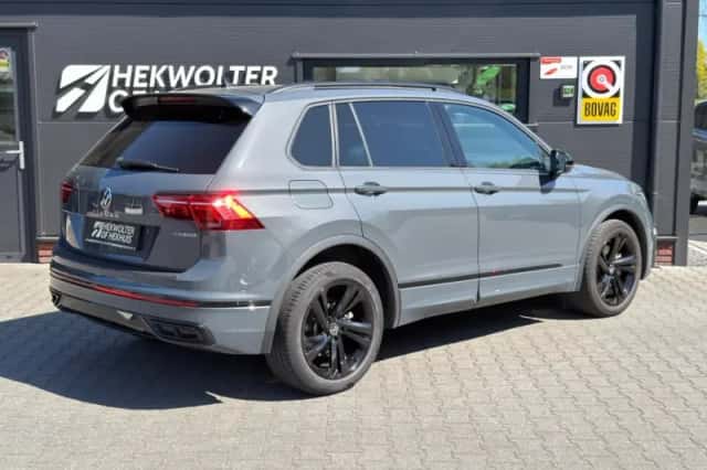 Volkswagen Tiguan (2021) thumbnail 5