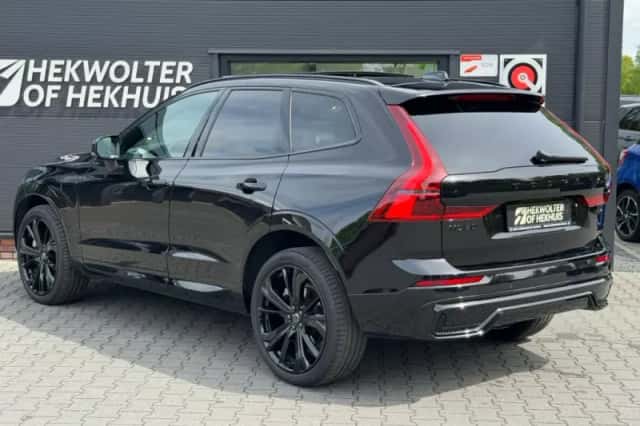 Volvo XC60 (2025) thumbnail 3