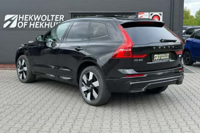 Volvo XC60 (2024) thumbnail 6
