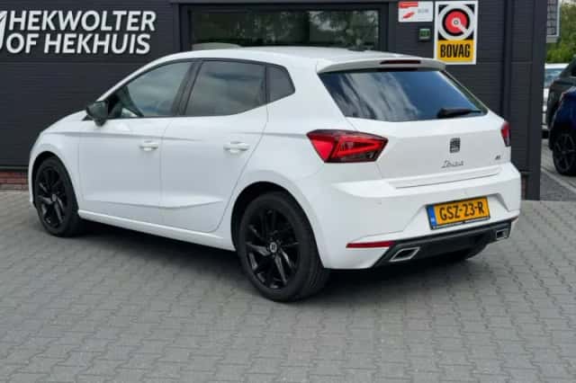 SEAT Ibiza (2022) thumbnail 4