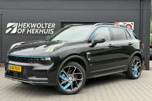 Lynk & Co 01 (2023) thumbnail 1