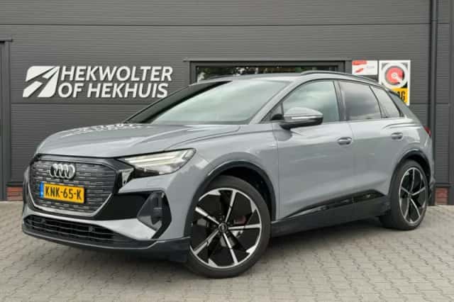 Audi Q4 e-tron (2022) thumbnail 1