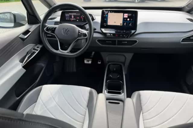 Volkswagen ID.3 (2023) thumbnail 2