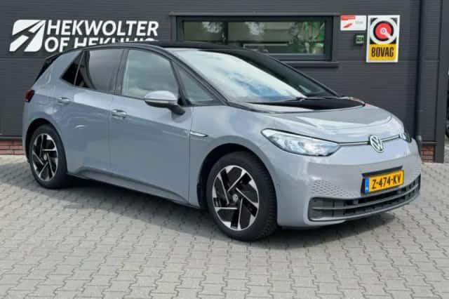 Volkswagen ID.3 (2023) thumbnail 3