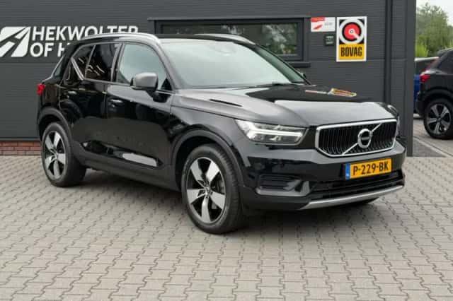 Volvo XC40 (2019) thumbnail 4