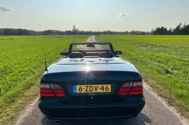 Mercedes-Benz CLK-Klasse (2000) thumbnail 4