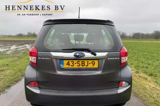 Subaru Trezia (2011) thumbnail 4