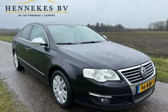 Volkswagen Passat (2009) thumbnail 5