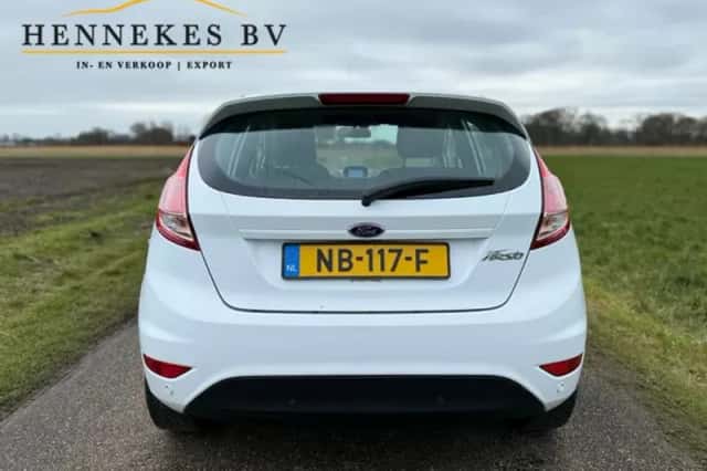 Ford Fiesta (2017) thumbnail 4