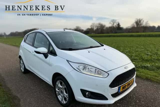 Ford Fiesta (2017) thumbnail 5
