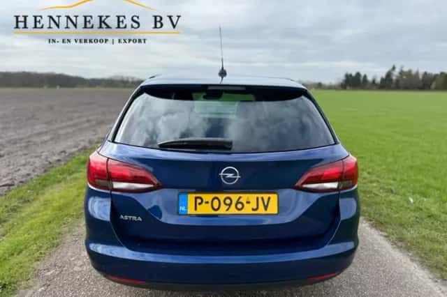 Opel Astra (2022) thumbnail 4
