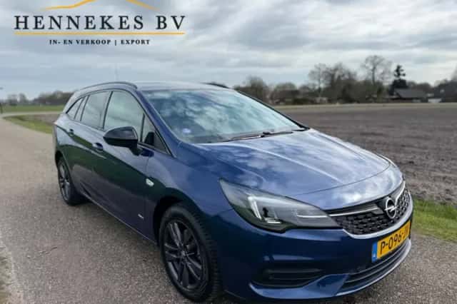 Opel Astra (2022) thumbnail 5