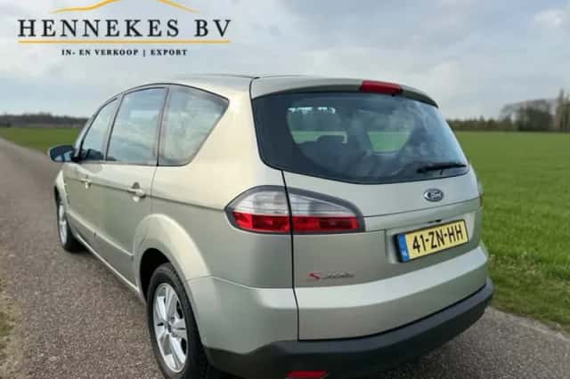 Ford S-Max (2008) thumbnail 3