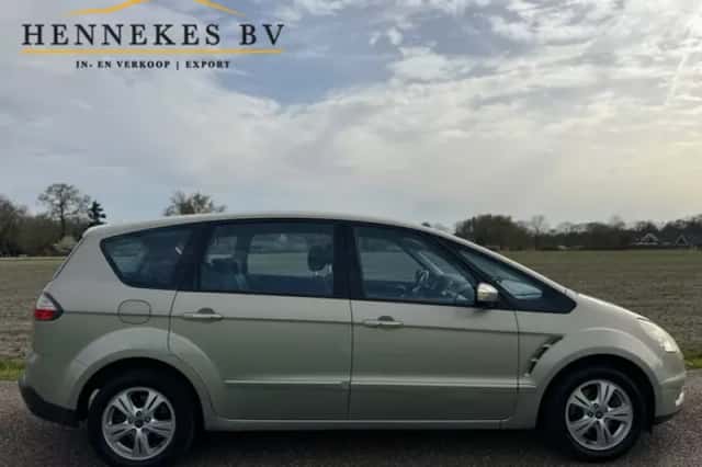 Ford S-Max (2008) thumbnail 6