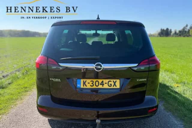 Opel Zafira (2015) thumbnail 4