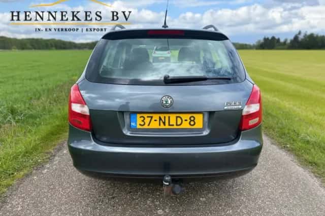 Škoda Fabia (2010) thumbnail 4
