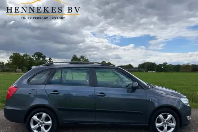 Škoda Fabia (2010) thumbnail 6