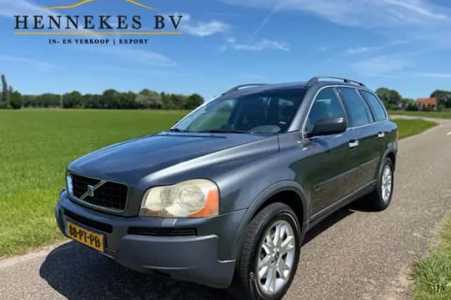 Volvo XC90 (2004) thumbnail 1