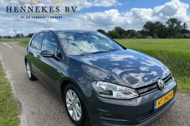 Volkswagen Golf (2015) thumbnail 5