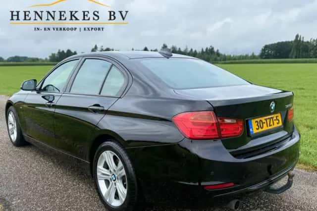BMW 3-Serie (2012) thumbnail 3