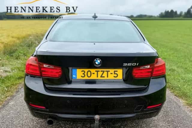 BMW 3-Serie (2012) thumbnail 4