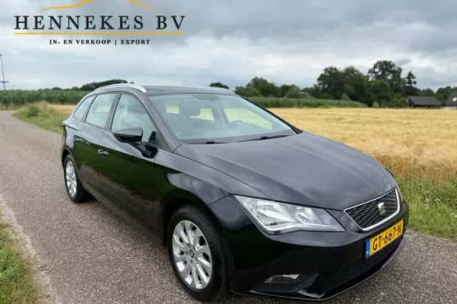 SEAT Leon (2015) thumbnail 5