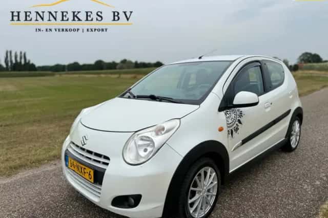 Suzuki Alto (2010) thumbnail 1