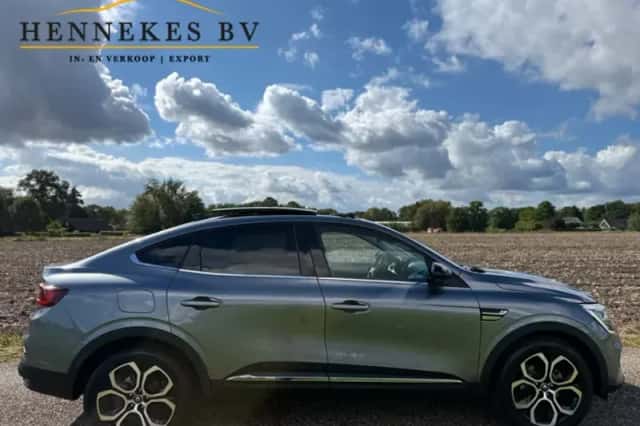 Renault Arkana (2022) thumbnail 6