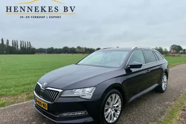 Škoda Superb (2021) thumbnail 1
