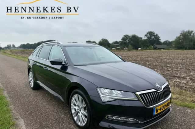 Škoda Superb (2021) thumbnail 5