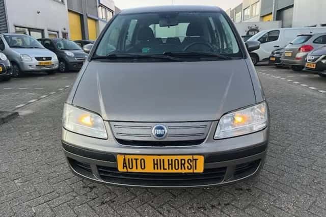 Fiat Idea (2006) thumbnail 3