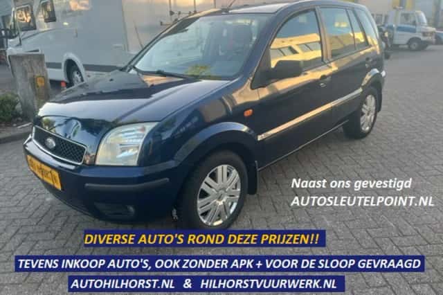 Renault Clio (2004) thumbnail 5