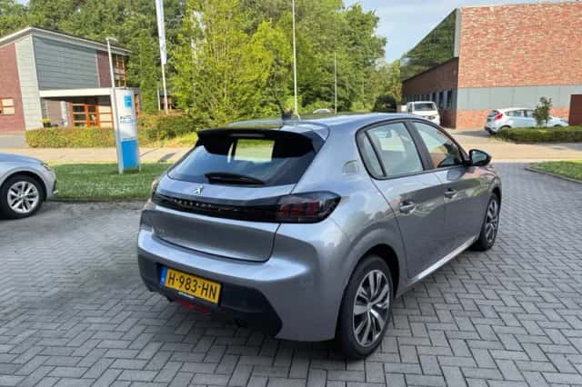 Peugeot 208 (2020) thumbnail 2