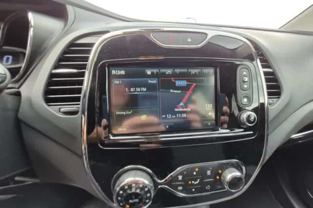 Renault Captur (2014) thumbnail 5