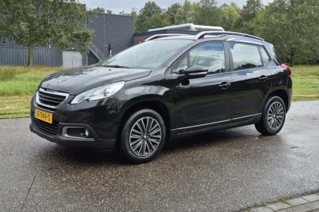 Peugeot 2008 (2016) thumbnail 1