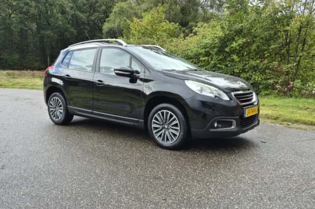Peugeot 2008 (2016) thumbnail 4