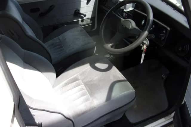Rover Mini (1994) thumbnail 2