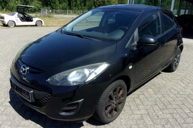Mazda 2 (2014) thumbnail 1