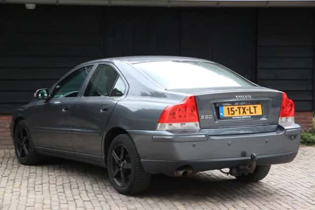 Volvo S60 (2007) thumbnail 4