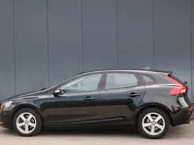 Volvo V40 (2014) thumbnail 3