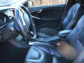 Volvo V40 (2019) thumbnail 12