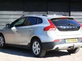 Volvo V40 (2019) thumbnail 3
