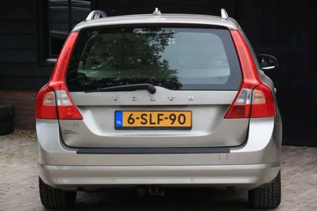 Volvo V70 (2011) thumbnail 5