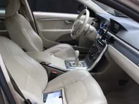 Volvo V70 (2011) thumbnail 9