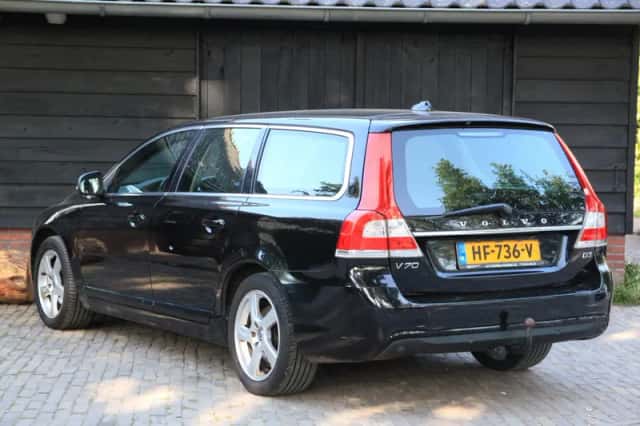 Volvo V70 (2015) thumbnail 4
