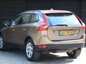 Volvo XC60 (2012) thumbnail 3