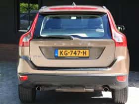 Volvo XC60 (2012) thumbnail 4