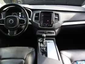 Volvo XC90 (2016) thumbnail 21