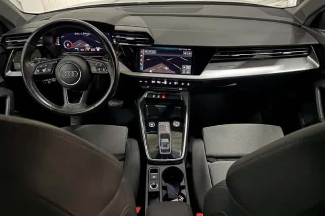 Audi A3 (2023) thumbnail 3